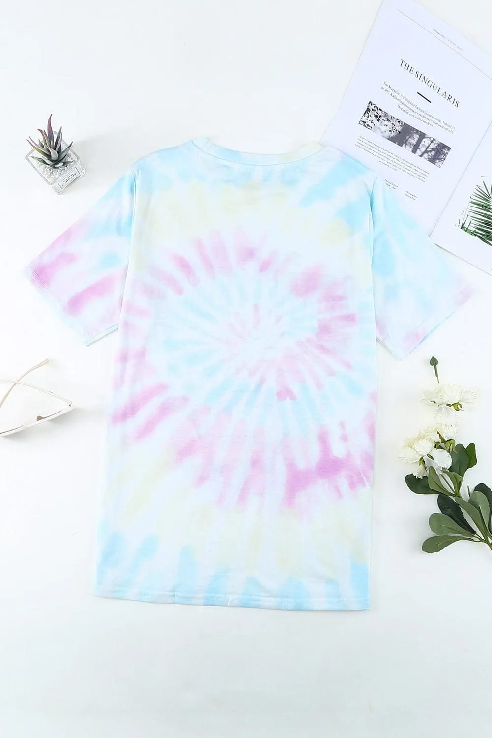 ADVENTURE AWAITS Tie-dye Print T-shirt