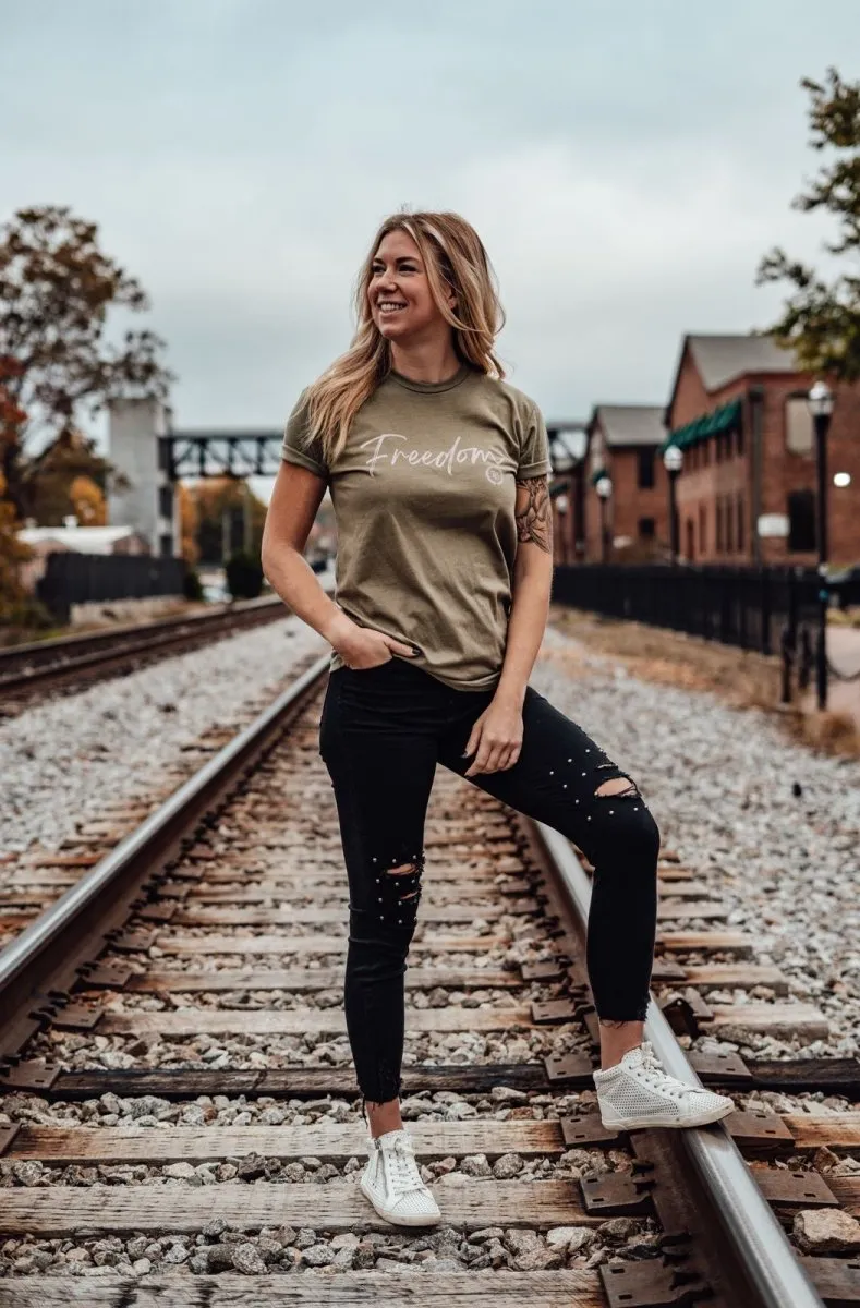 Freedom Script - Women's Relaxed Fit