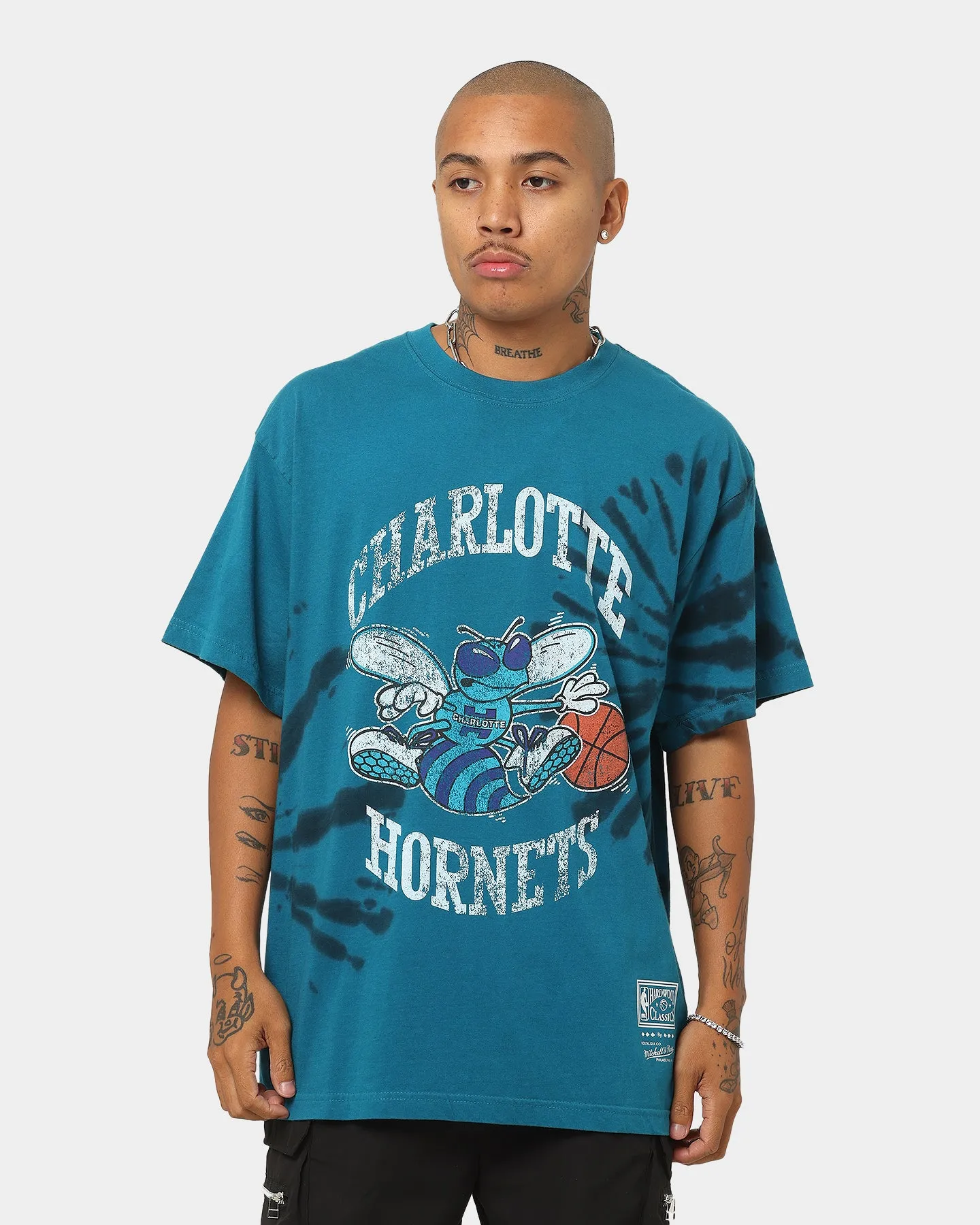 Mitchell & Ness Charlotte Hornets XL Logo Vintage Tie Dye T-Shirt Teal Tie Dye