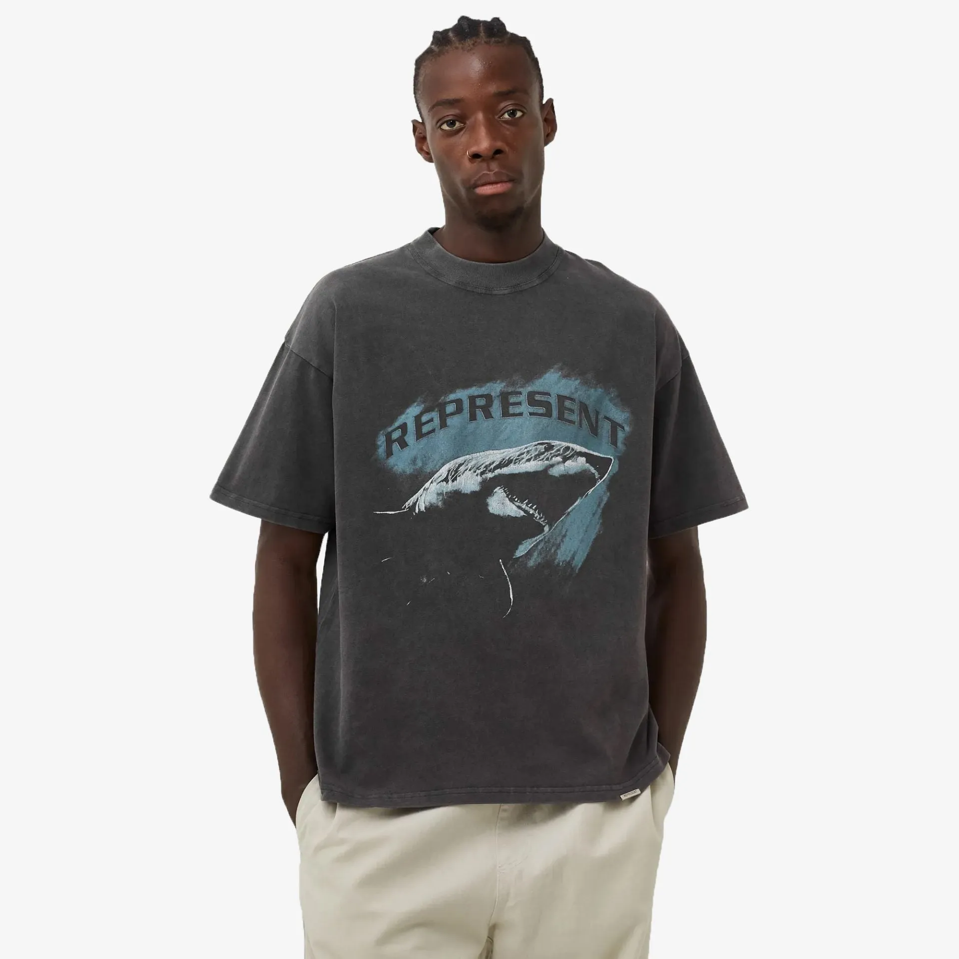 Represent | SHARK T-SHIRT  { GREY